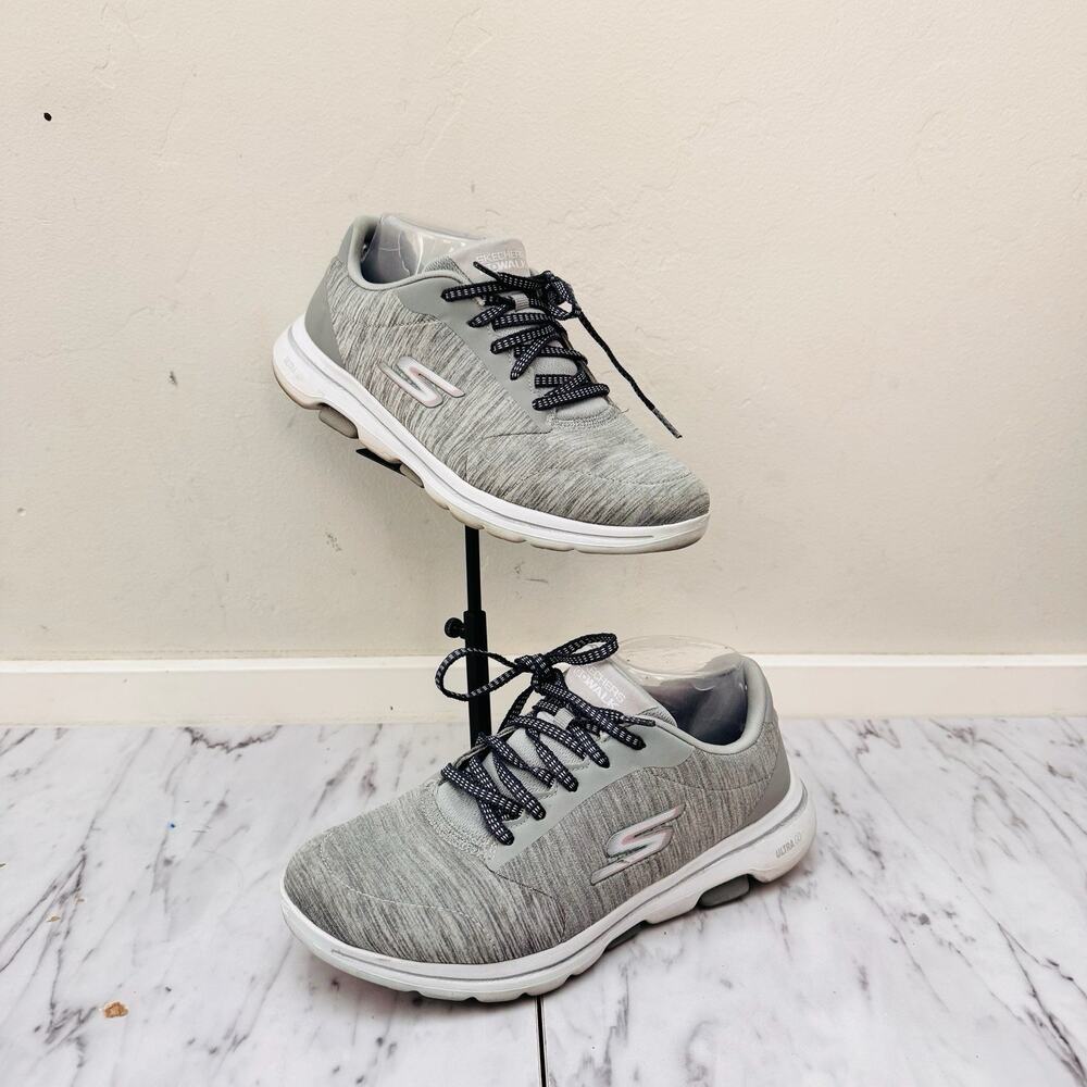 Skechers Women's Go Walk 5 True Sneaker Gray Size 9